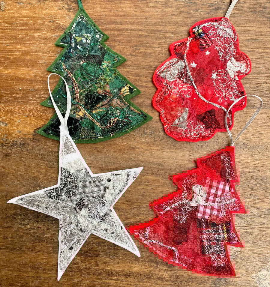 Order for Gayle Christmas tree decorations. 