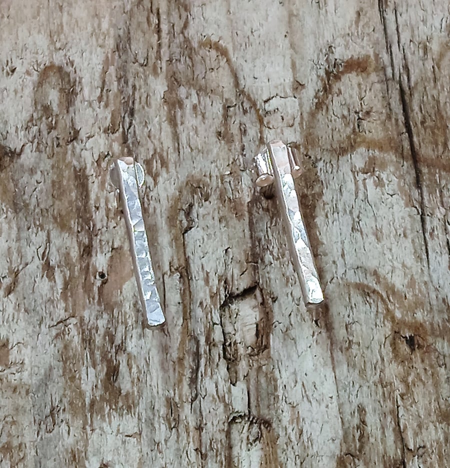 Sterling Silver Stick Hammered Stud Earrings (ERSSSTSK2) - UK Free Post