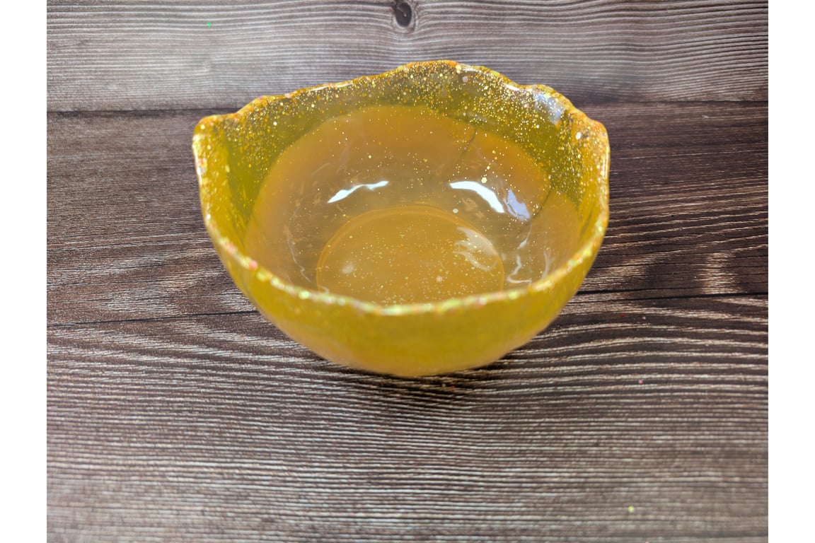 Textured Resin Trinket Bowl – Binevenagh Sunshine