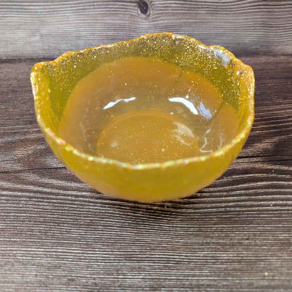 Textured Resin Trinket Bowl – Binevenagh Sunshine