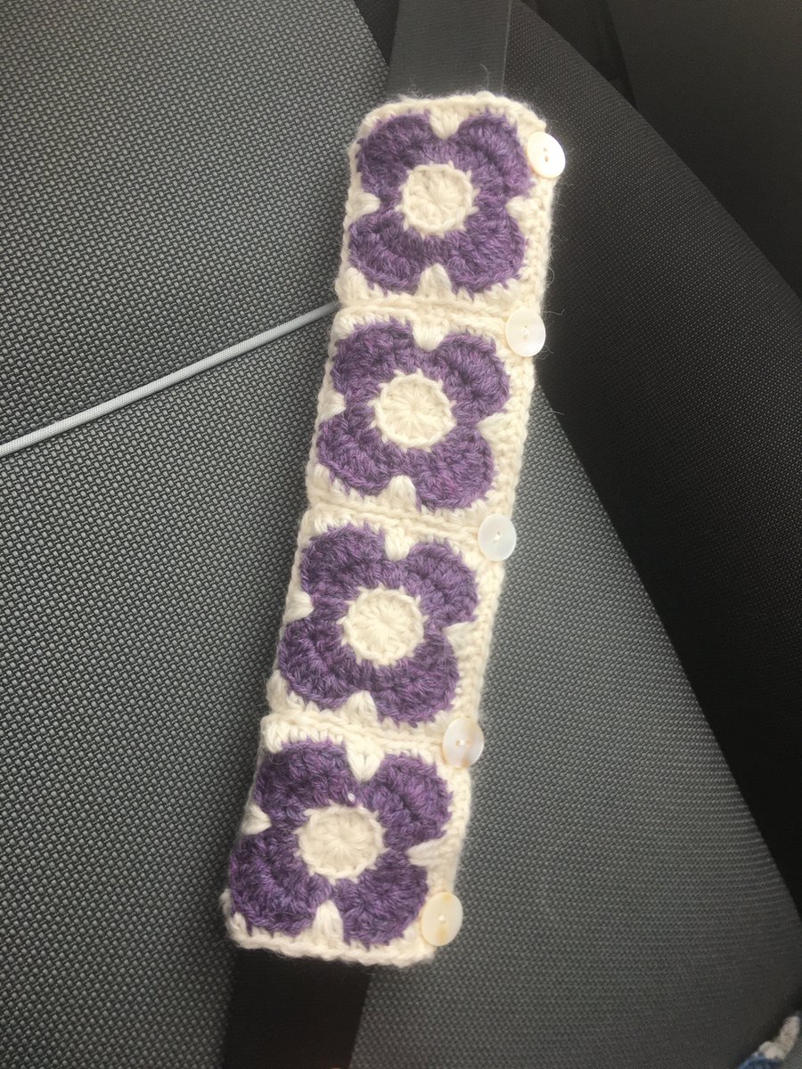 CAR SEATBELT  sleeve ( padded ) . Flower. Purple  Wool, alpaca blend. 