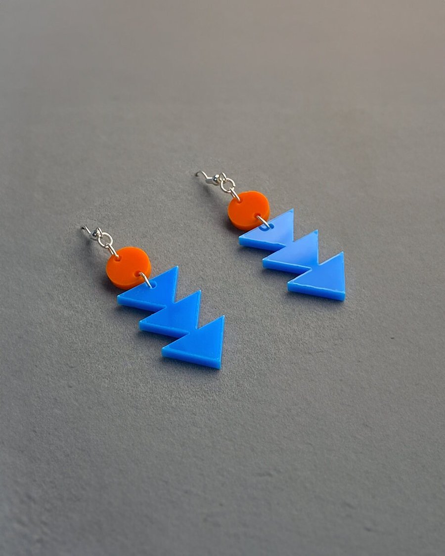 Vibrant Zigzag Earrings - Striking Orange and Blue Statement Accessorie