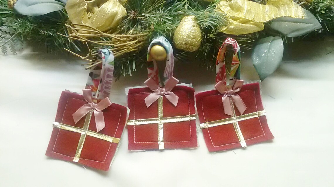 Christmas Tree Decoration - Set of 3 Felt Presents with Ribbon and Gold Trim