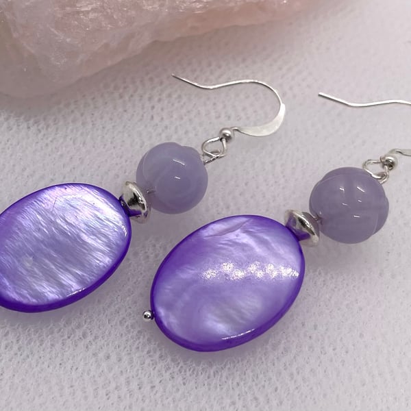 Oval Purple Shell Bead Earrings 