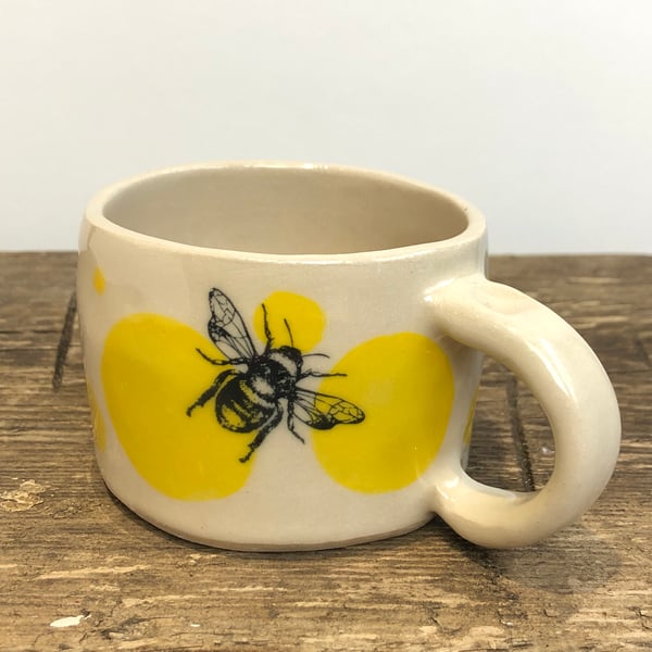 Sunny Bee Cup