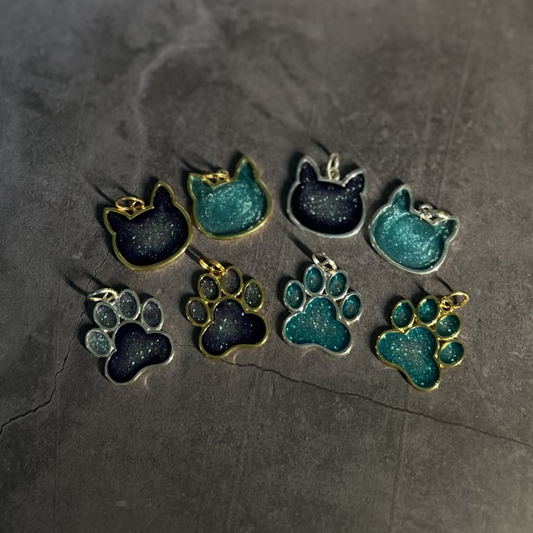 Resin Cat & Paw Charms – Matching Pet Tags or Pendants – Gold & Silver 
