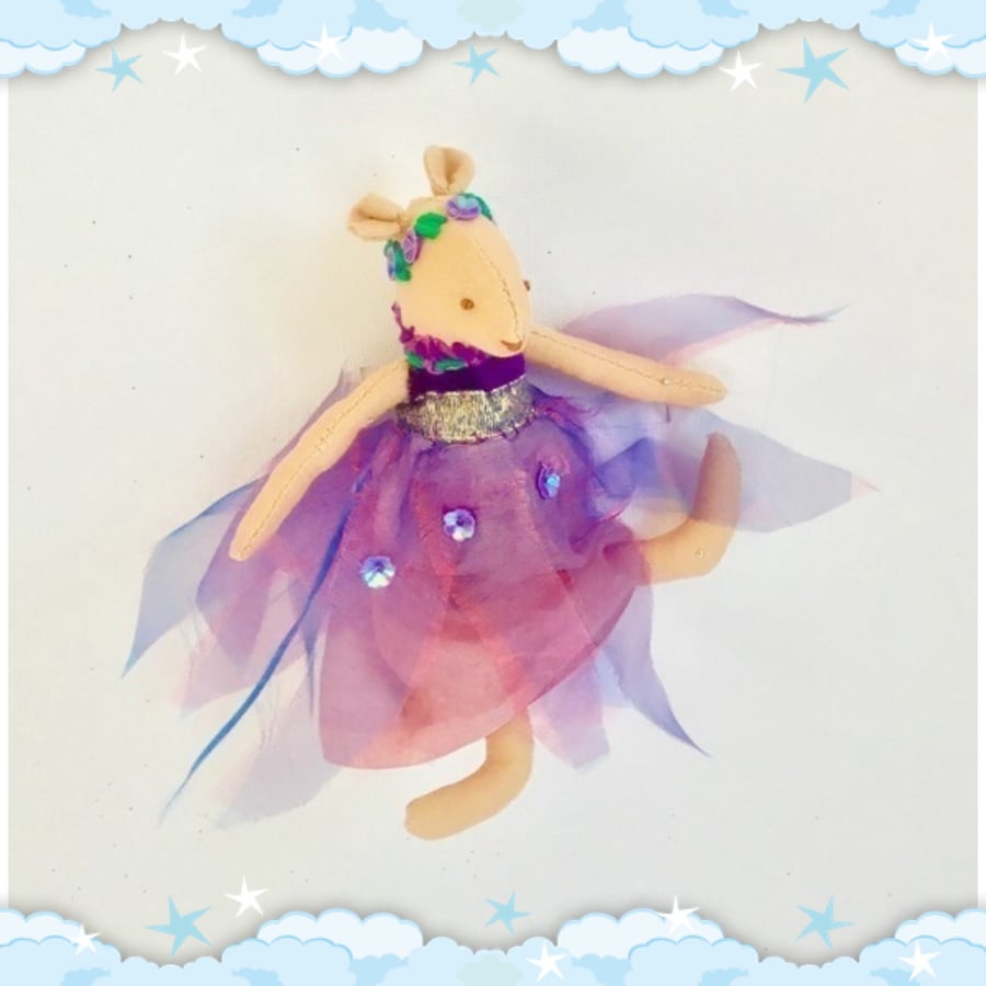 Middle Ages baby mouse - Eglantine 