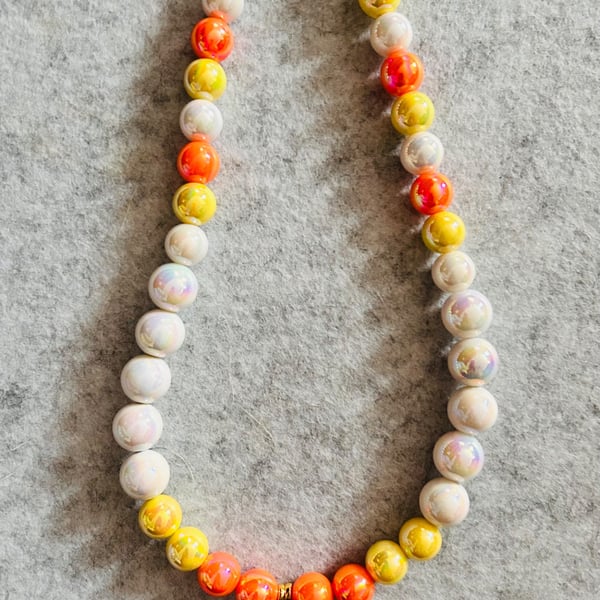 Orange cocktail pendant beaded necklace 