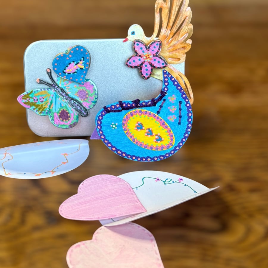Selection of hand painted magnets and ephemera in a mini tin - Hearts & Birds 3