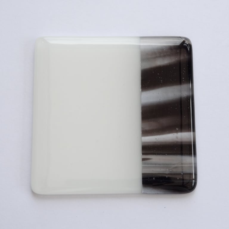 White and black fused glass coaster, 9cm, handcrafted (0196)