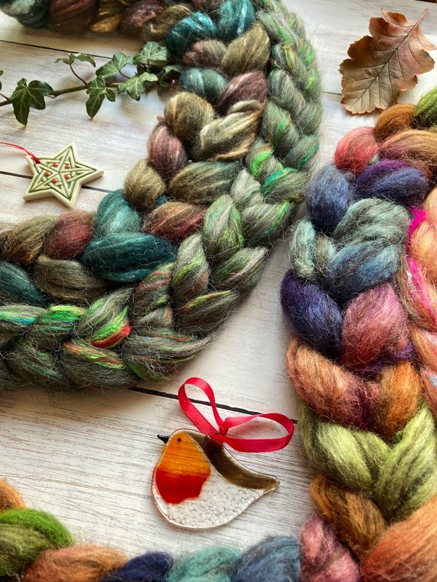 Yuletide Spinning fibres 
