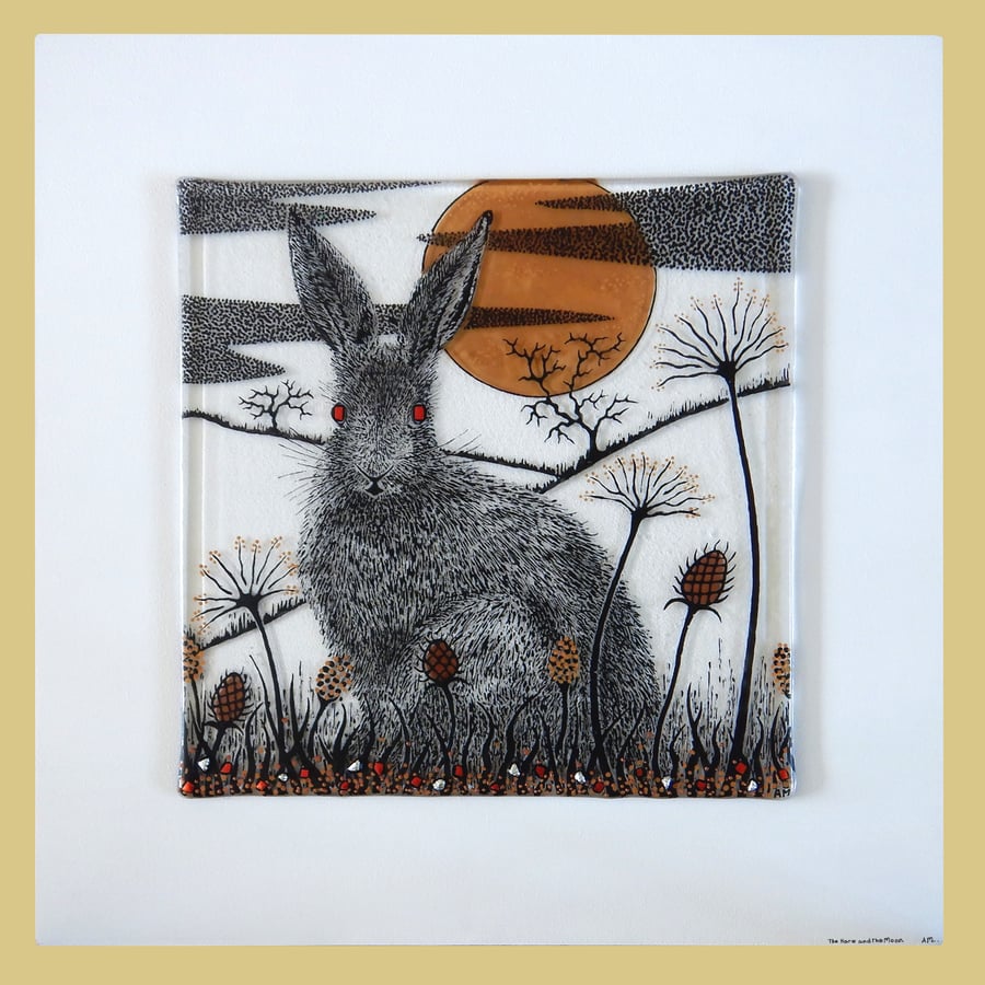 HANDMADE FUSED GLASS 'THE HARE & THE MOON' PICTURE.