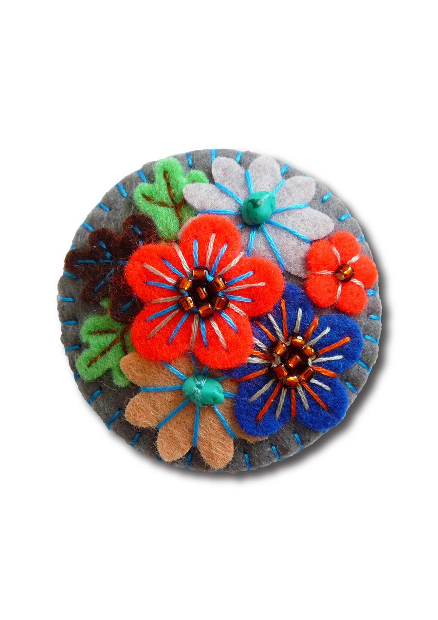 FB136  - Japanese Art Inspired Handmade Mini Felt Brooch - GREY