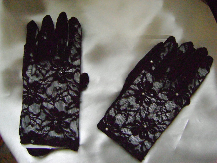 Black Lace & Pearl Gloves - Short Length - Also Available with Crystals