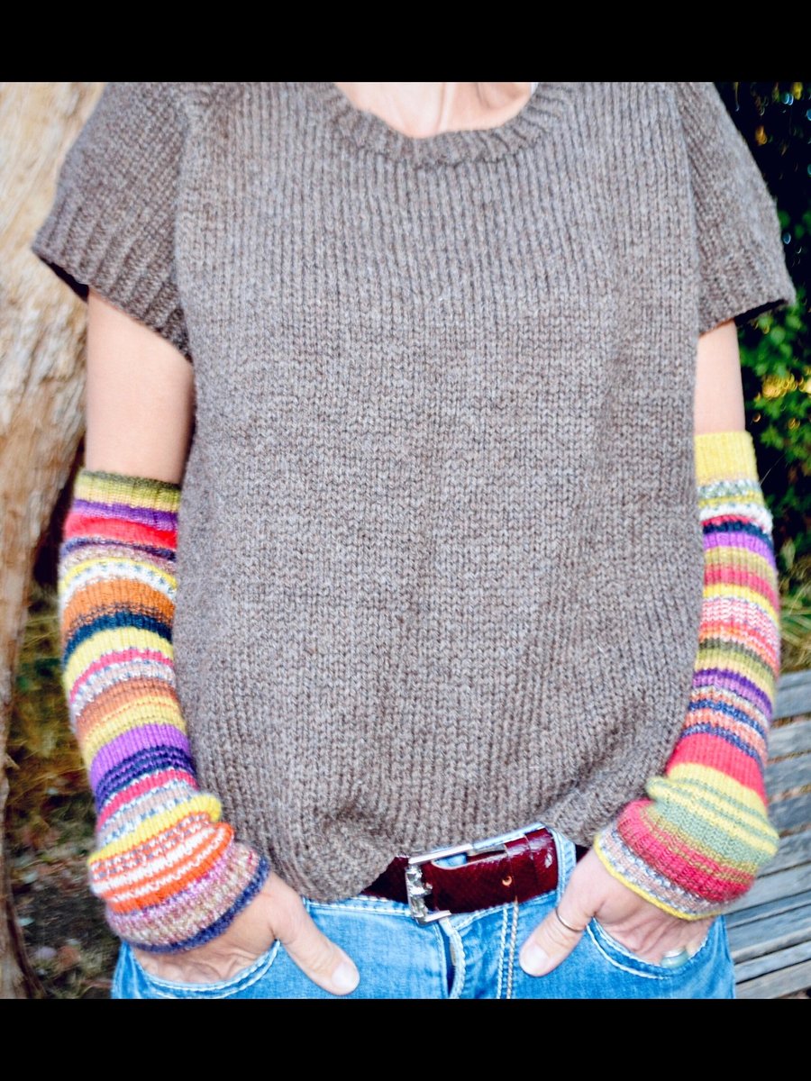 Warm Hugs Arm Warmers Kit by Jen Yard every.thing.shapes.us