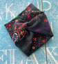 Cuff bracelet with a floral theme - Image 5