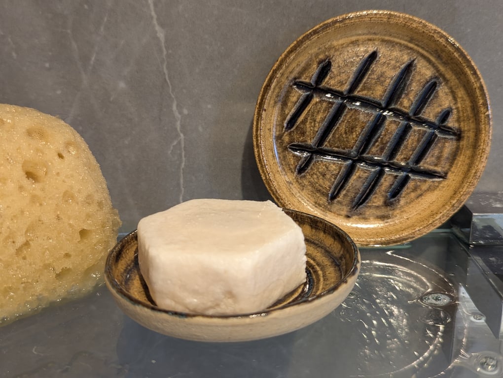 Handmade soap dish with hash design 