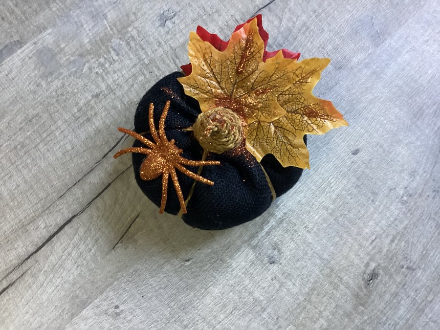 Hessian pumpkin with sparkling spider