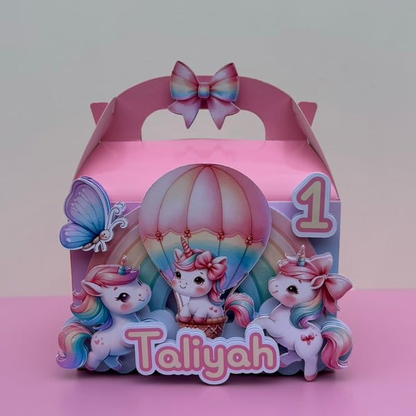 6 Personalised Unicorn  party boxes, party bags (box only)