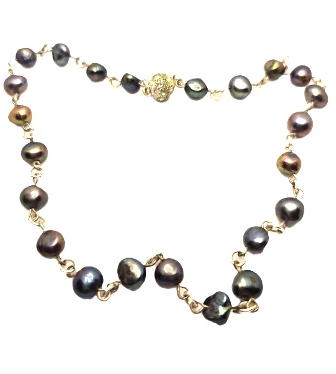 Peacock pearl rosary link necklace with magnetic clasp