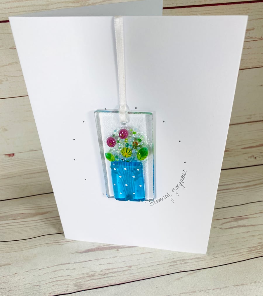 Beautiful fused glass keepsake cards for any occassions. 