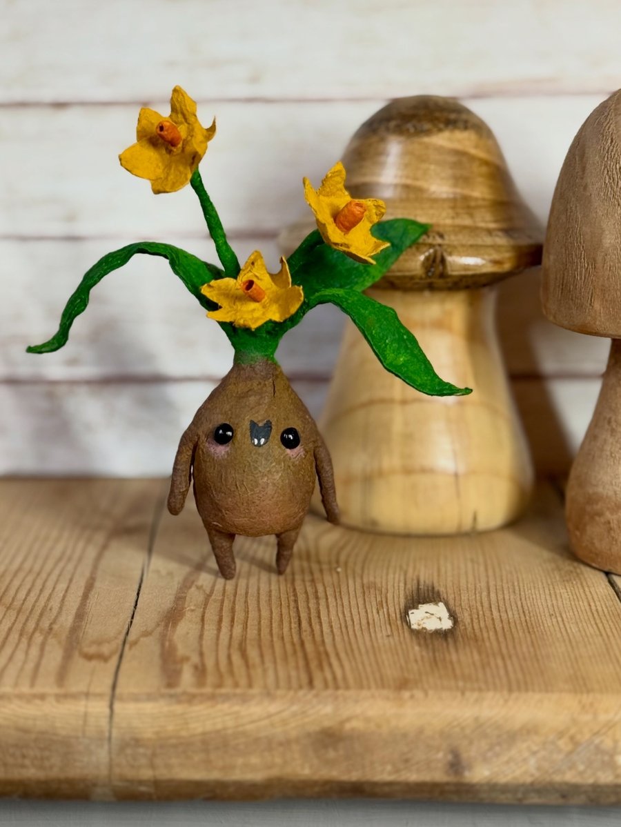 Spun Cotton Miniature Daffodil Bulb Doll
