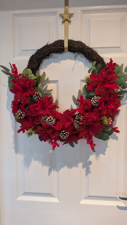 Luxury Red Poinsettia Christmas Wreath – Handmade Festive Front Door Decoration 