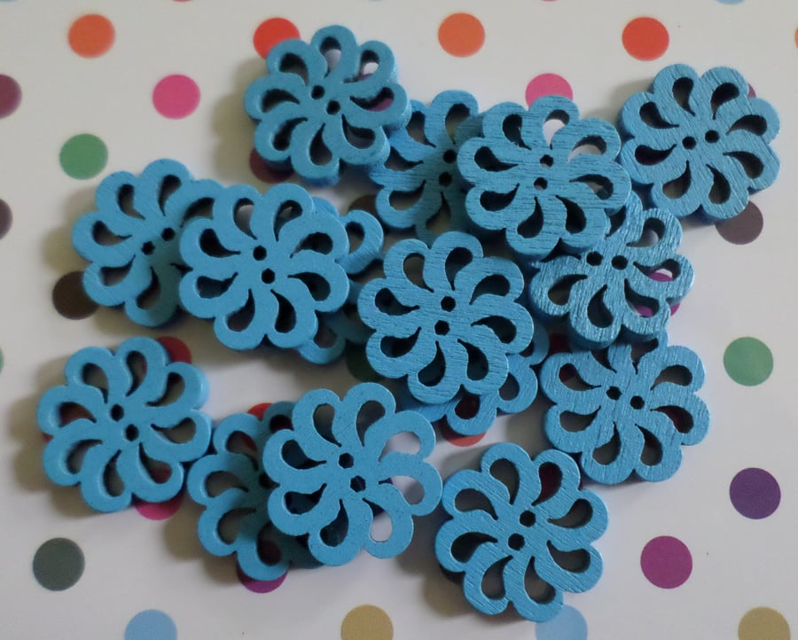 15 x 2-Hole Painted Wooden Buttons - 18mm - Flower - Blue 