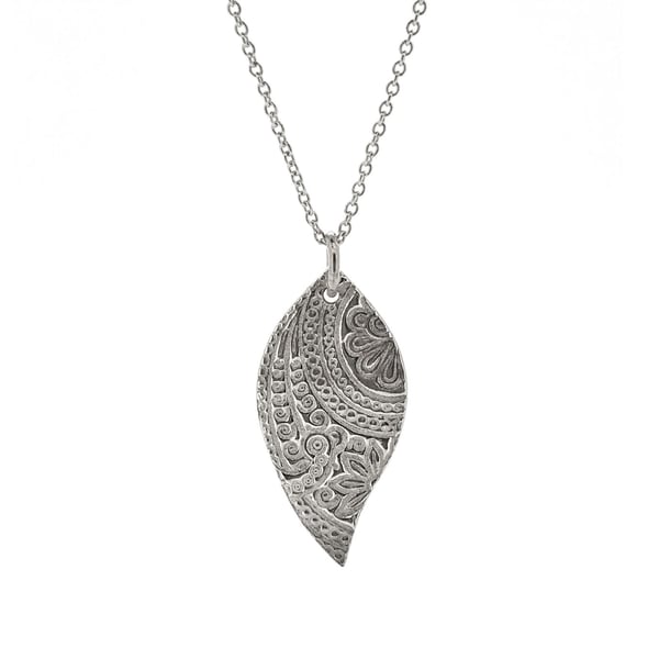 Silver Boho leaf shaped pendant necklace