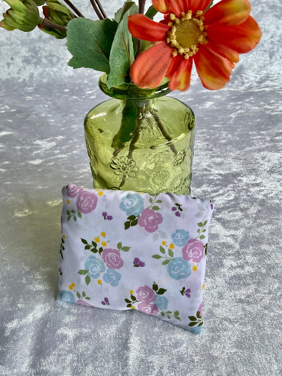 ECO COTTON FOLD AWAY POCKET SHOPPING BAG REUSABLE GIFT in BLUE & LILAC FLORAL