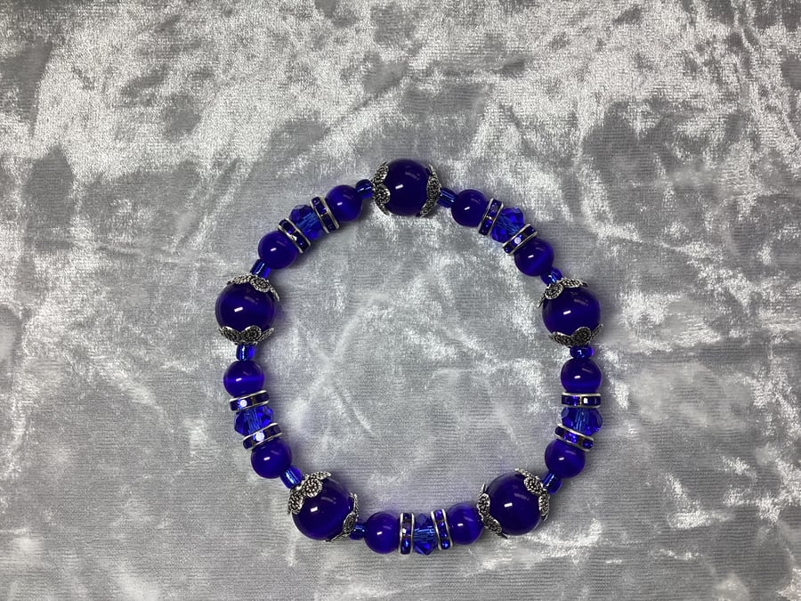 Blue stretch bracelet