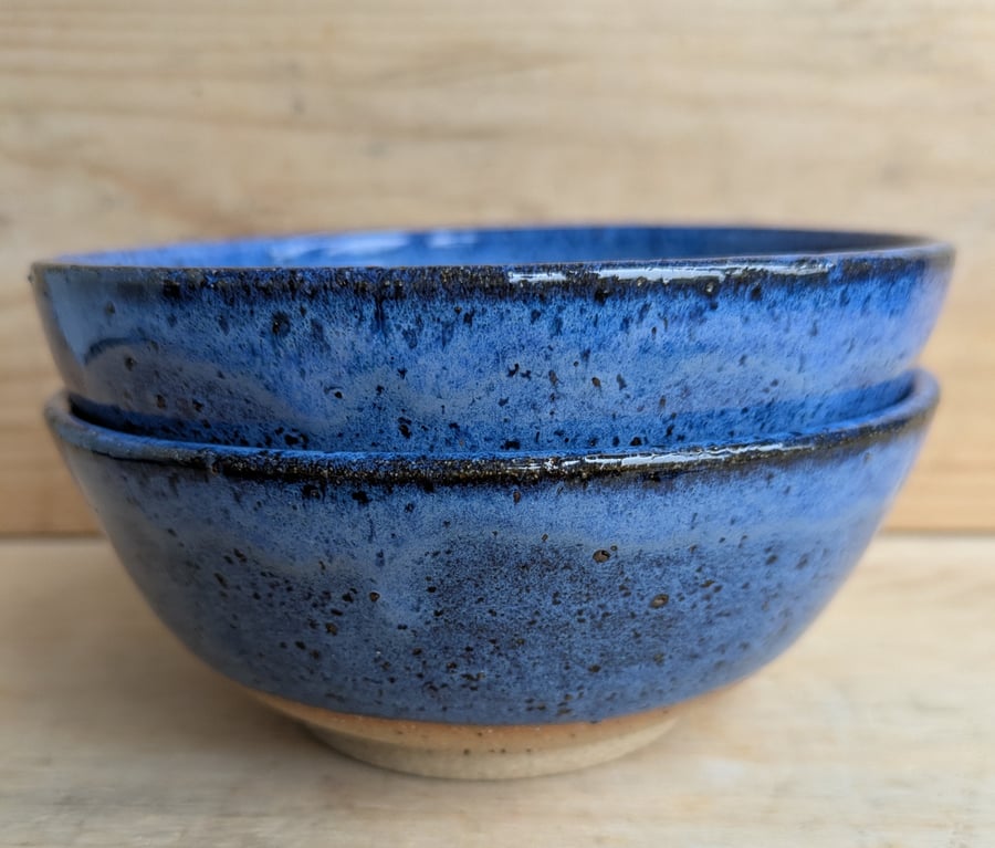 Blue wavy textured diddy nibble bowls