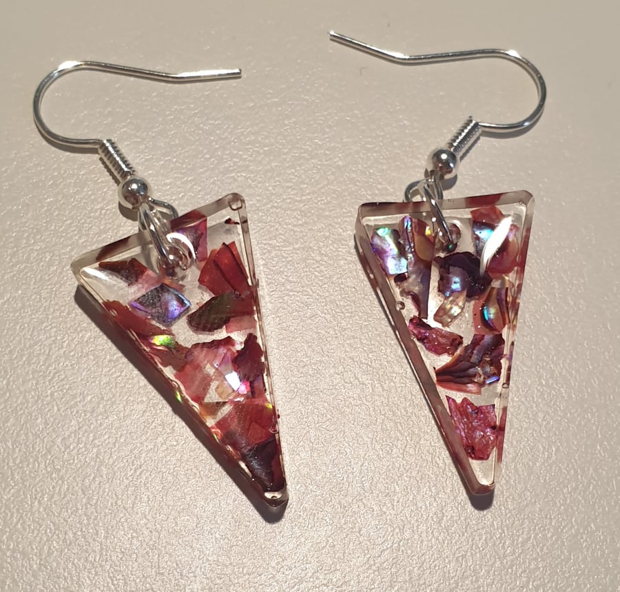 Triangle red mother of pearl resin earrings