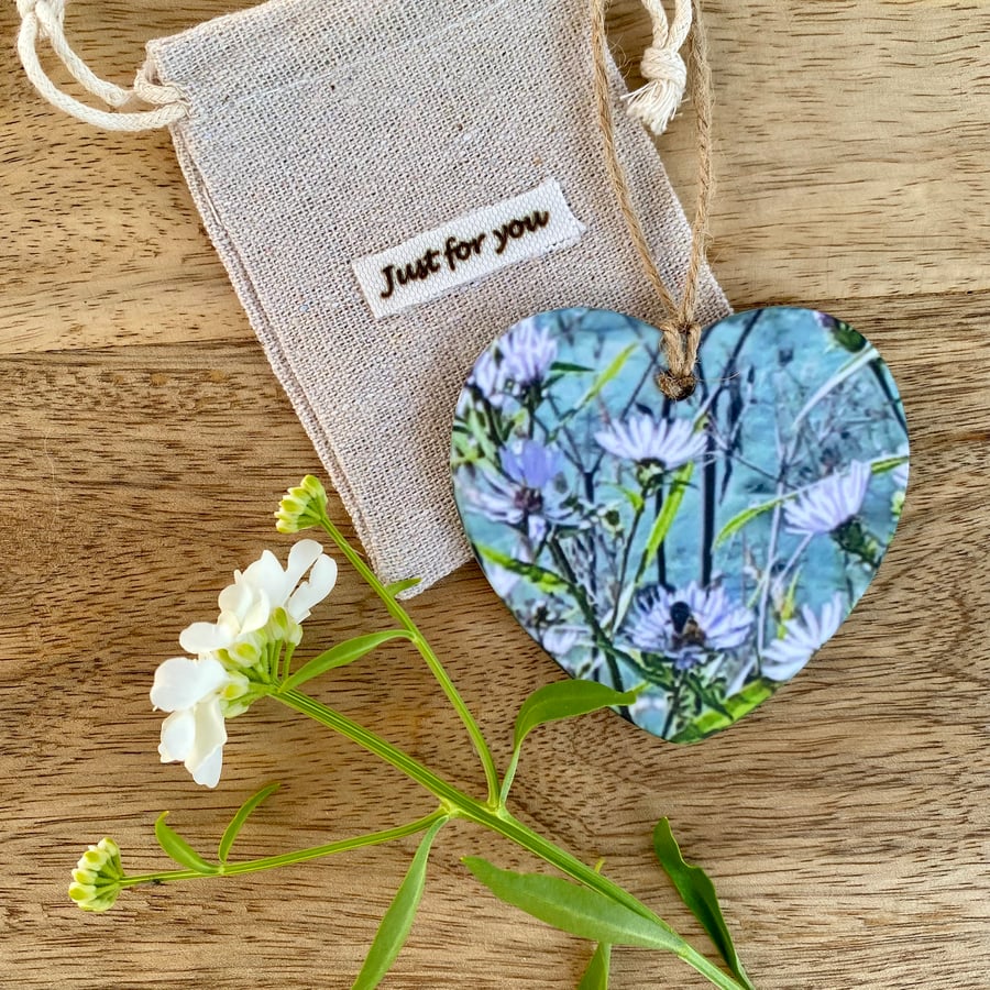 Hanging heart decoration - keepsake - letterbox gift -Wild daisies floral print.