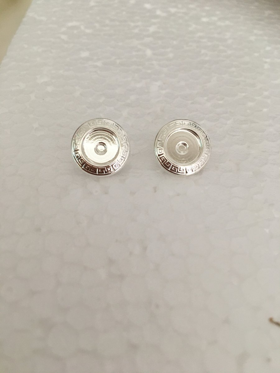 Scroll Edged Stud Setting - ES24