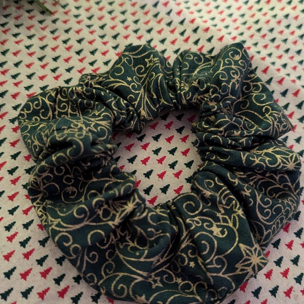 Green and Gold Christmas Scrunchie 