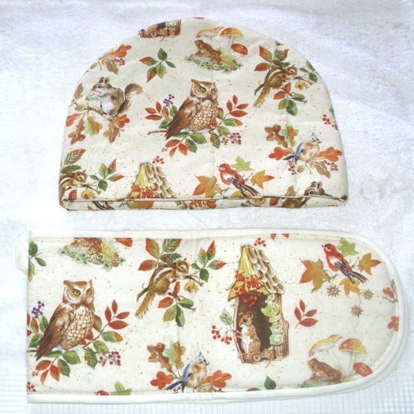 Woodland friends Tea cosy and ovengloves