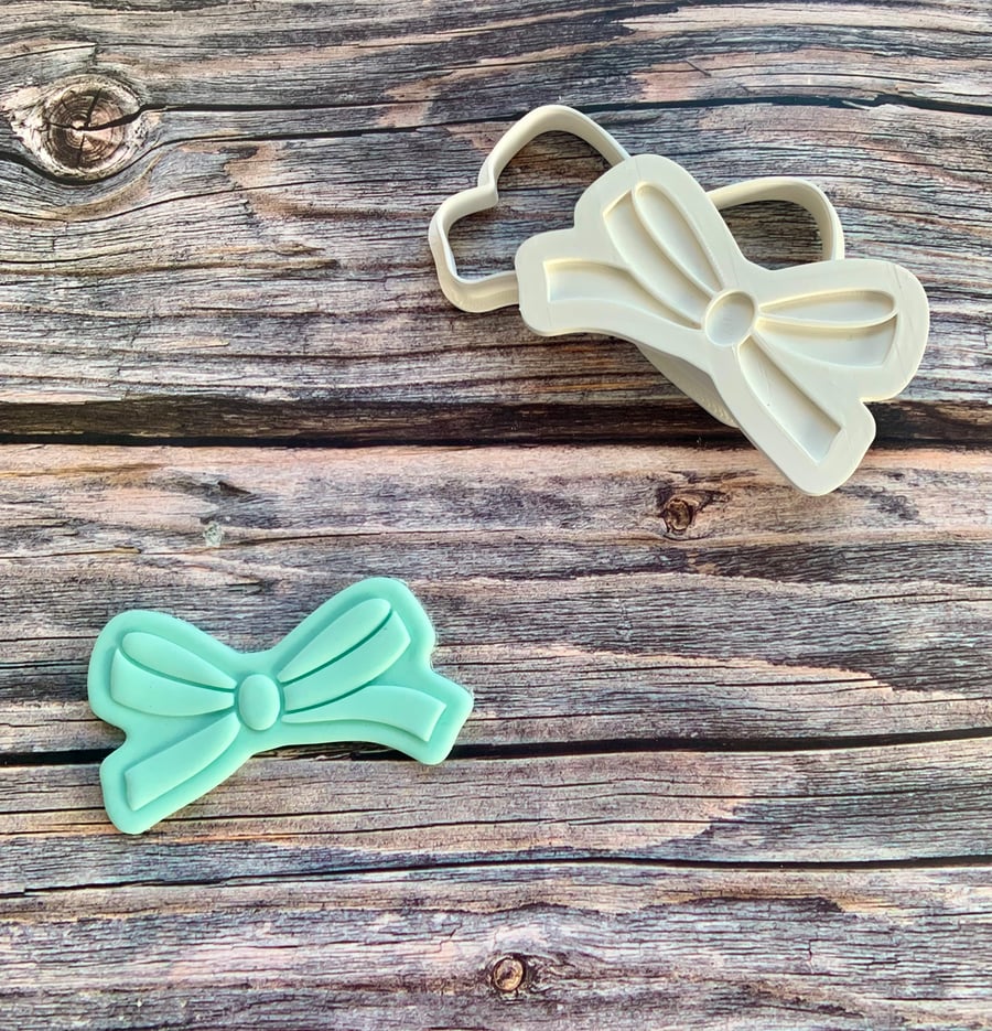 Bow Cookie Cutter and Embosser 