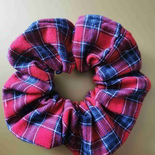 Red Tartan Scrunchie 