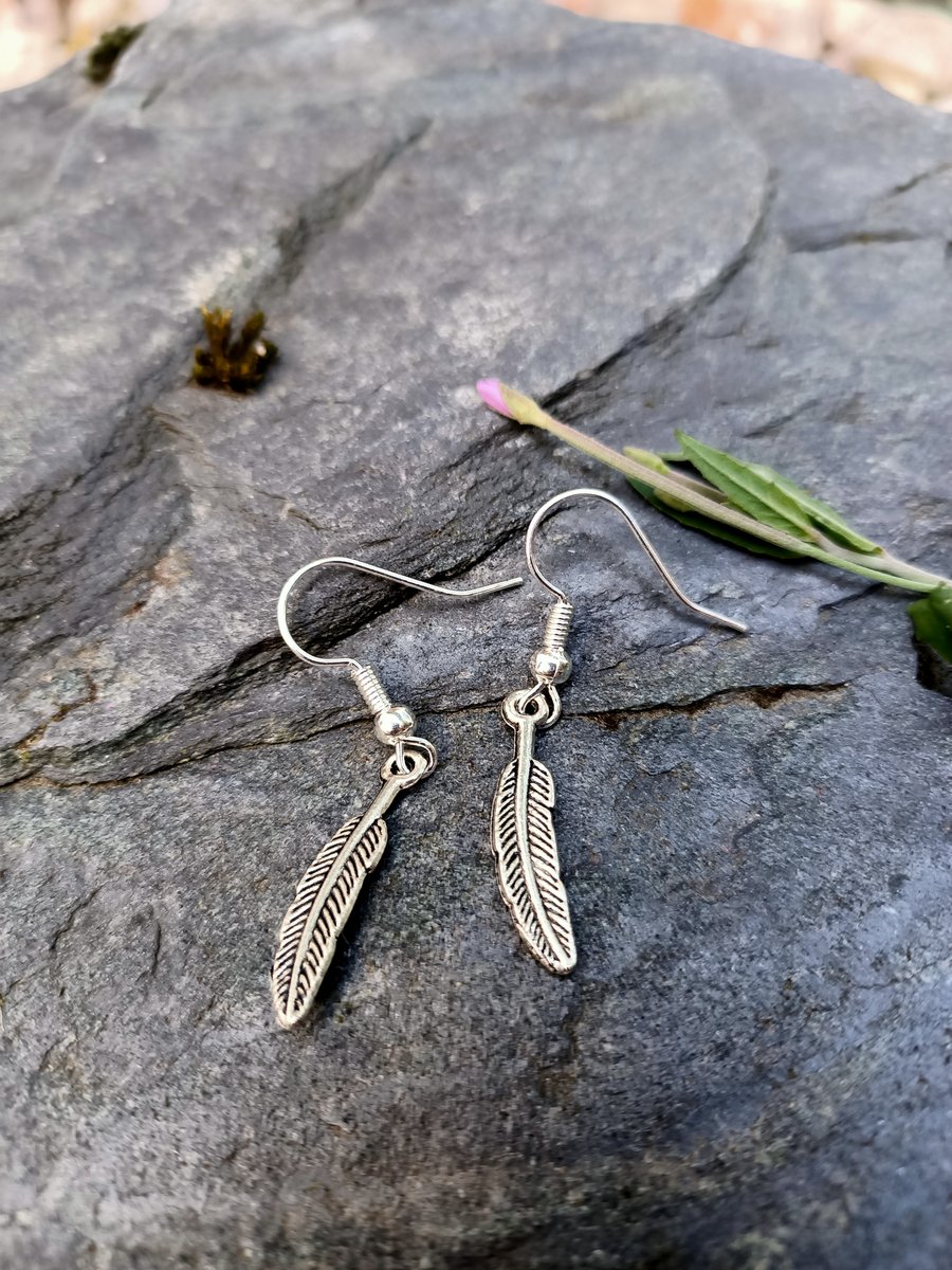 Feather earrings with ball hook silver plate
