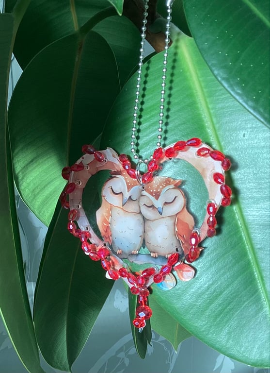 Love bird suncatcher, pendant, beaded suncatcher.