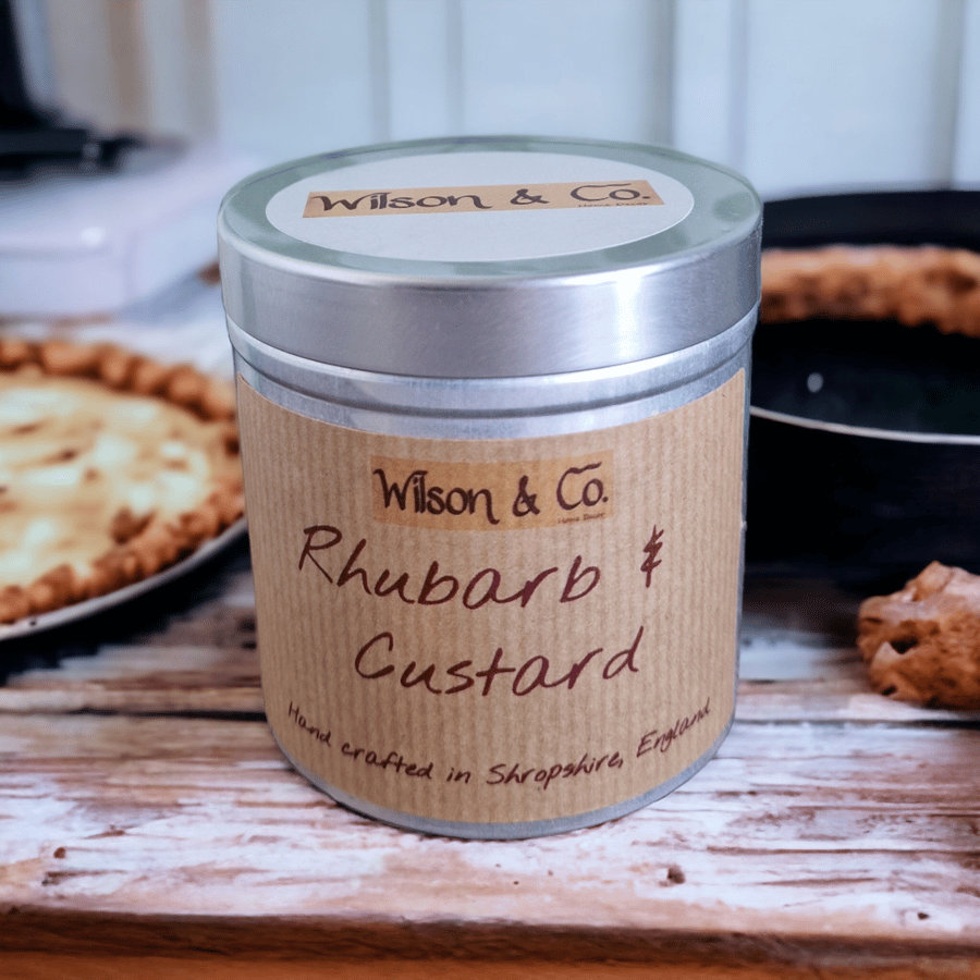 Rhubarb & Custard Scented Candle 230g