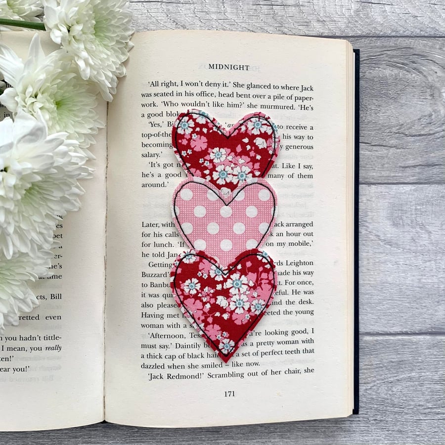 Heart trio bookmark, book lover gift