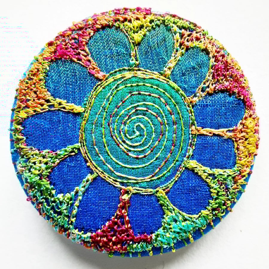 Badge 45mm Multicoloured Flower Textile Badge 