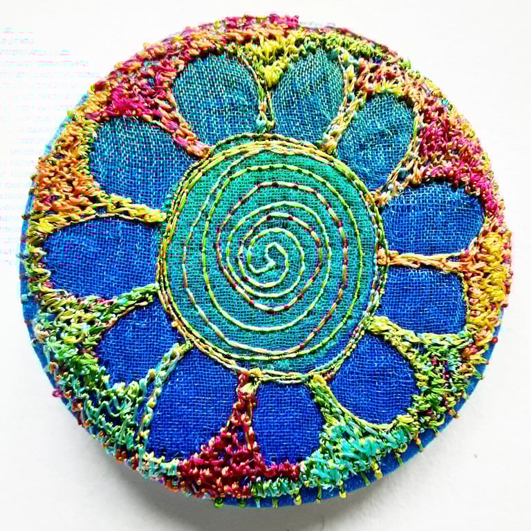 Badge 45mm Multicoloured Flower Textile Badge 