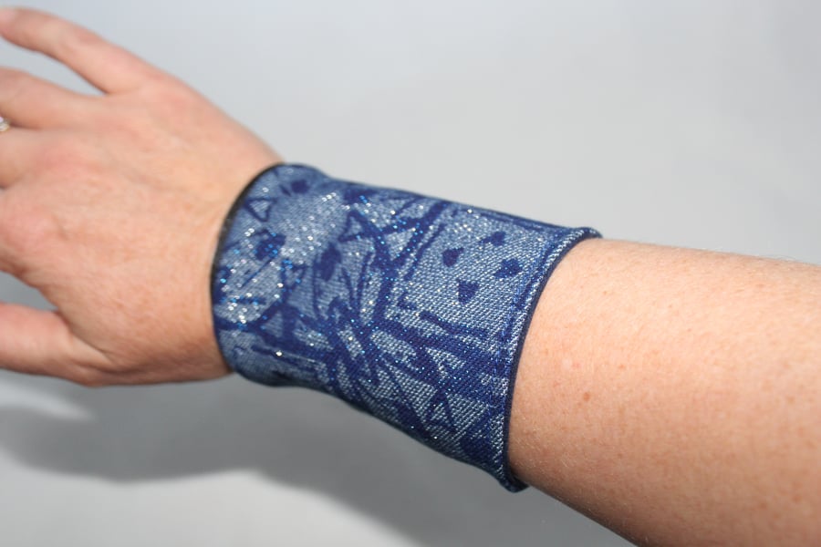 Handmade denim geometric print wrist purse,running,clubbing key coin purse,gift.