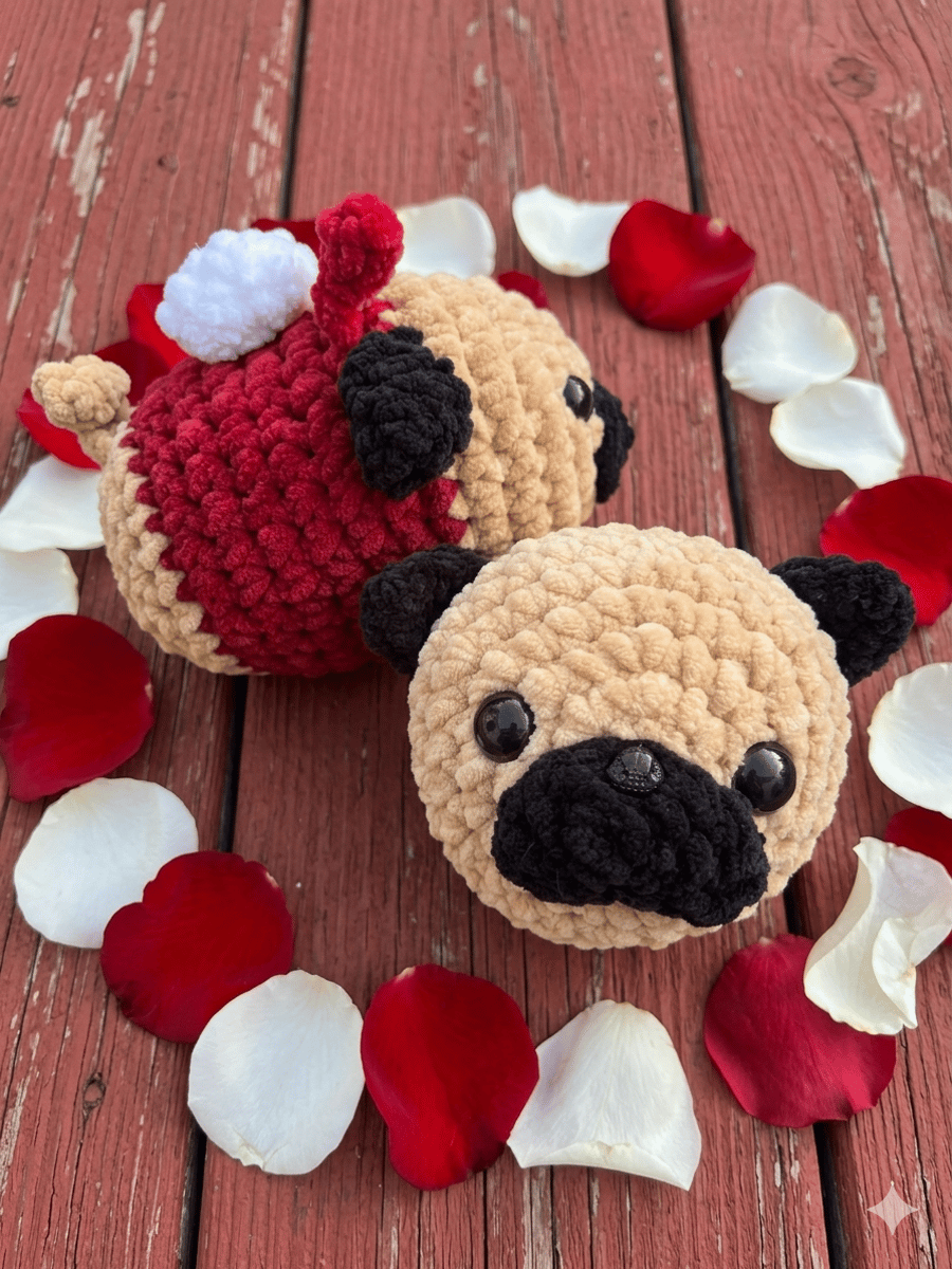 Crochet Amigurumi Love Pug