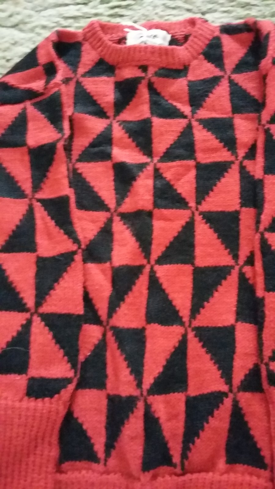 Black and rust geometric jumper size 7-8 years. Seconds Sunday