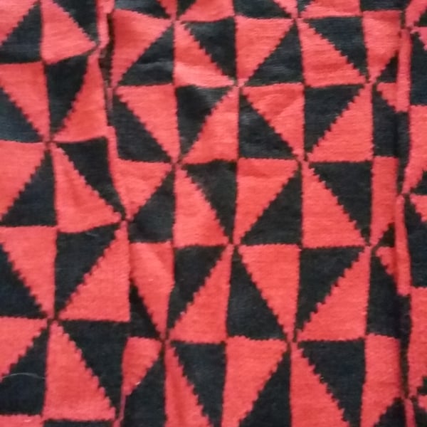 Black and rust geometric jumper size 7-8 years. Seconds Sunday