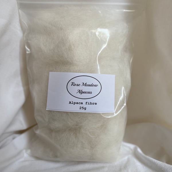 25g white alpaca fibre